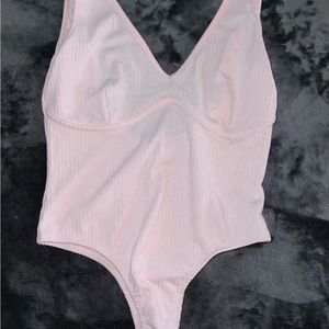 Princess Polly size 4 pink body suit